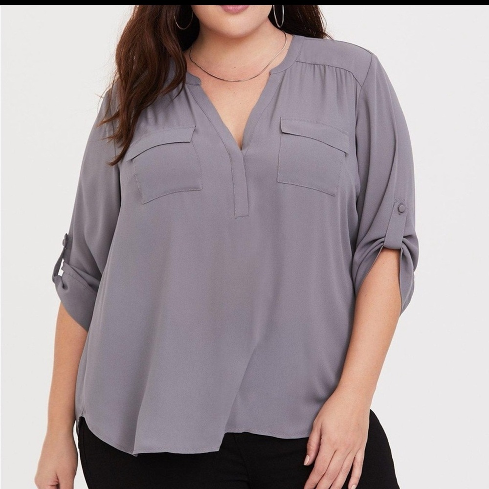 Torrid Grey Harper Georgette Pullover 3/4 Sleeve Blouse